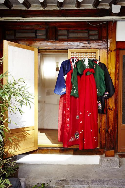 Vine Hanok Guesthouse سيول المظهر الخارجي الصورة
