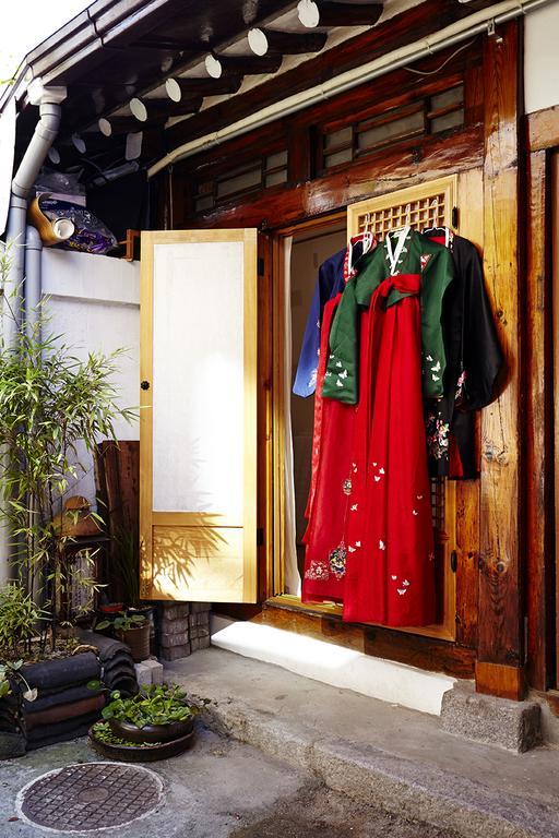 Vine Hanok Guesthouse سيول المظهر الخارجي الصورة
