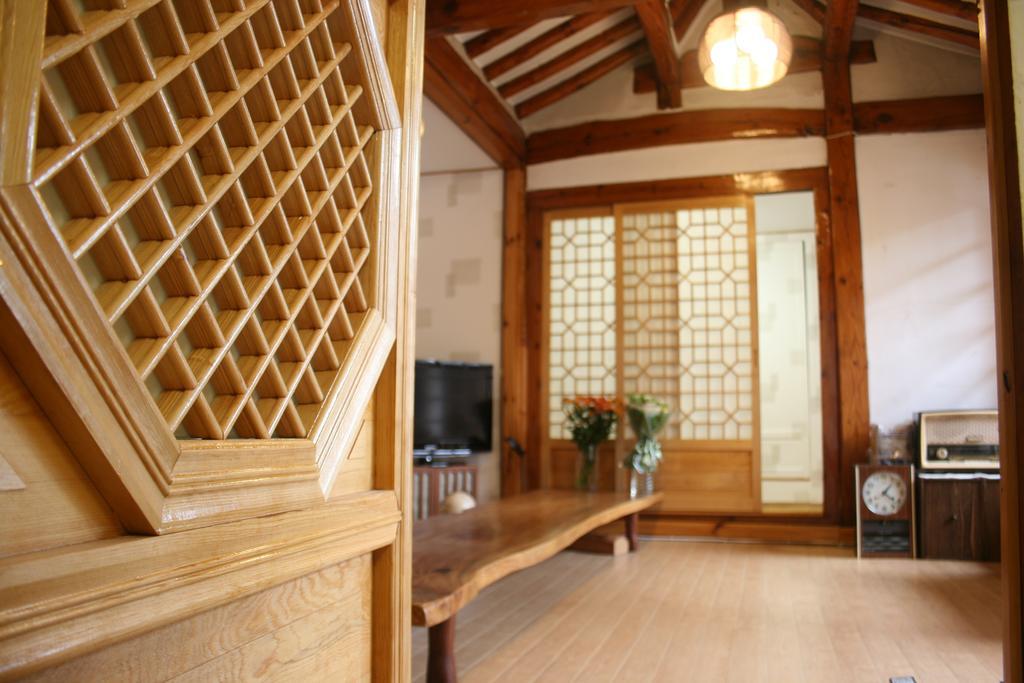 Vine Hanok Guesthouse سيول الغرفة الصورة